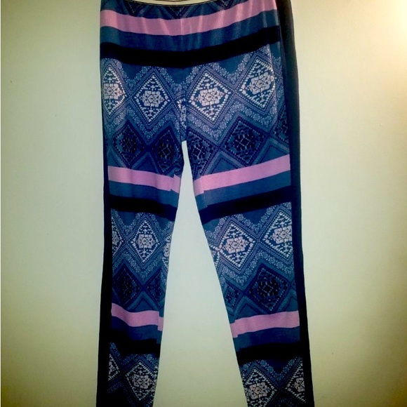 M | Abstract Print PJ Set - Picture 5 of 7